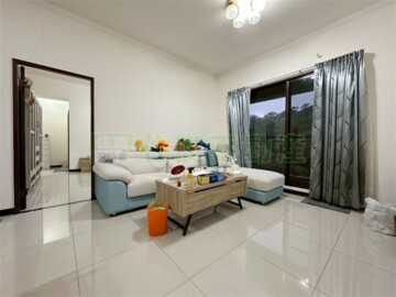 雲天大地待售房屋