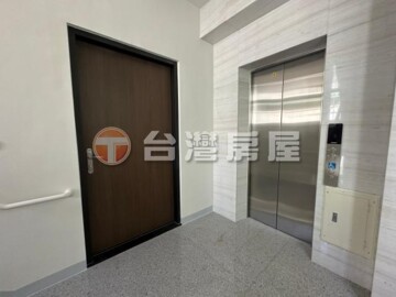 光華龍泉居待售房屋