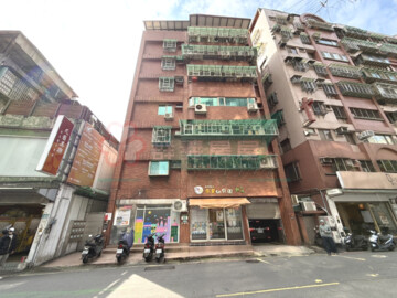 長虹華府待售房屋