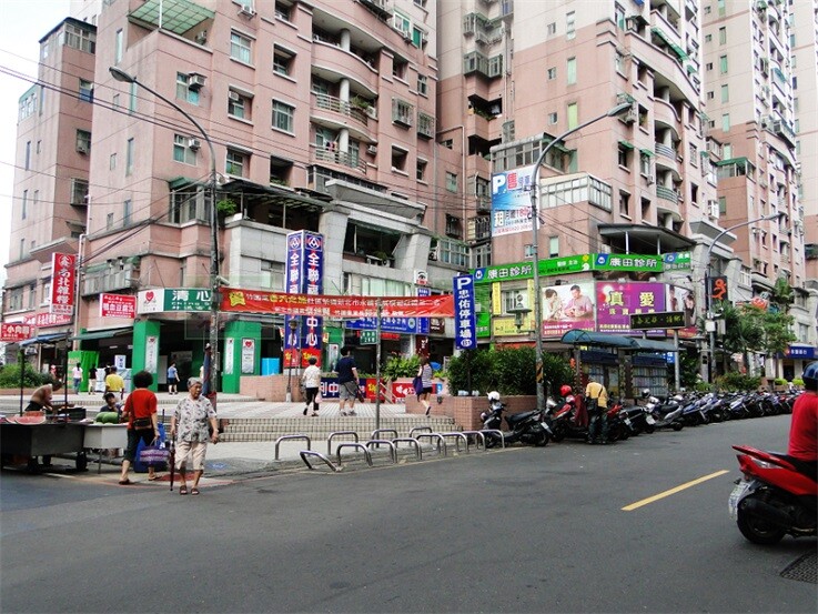 新北市淡水區薇閣大樓待售房屋