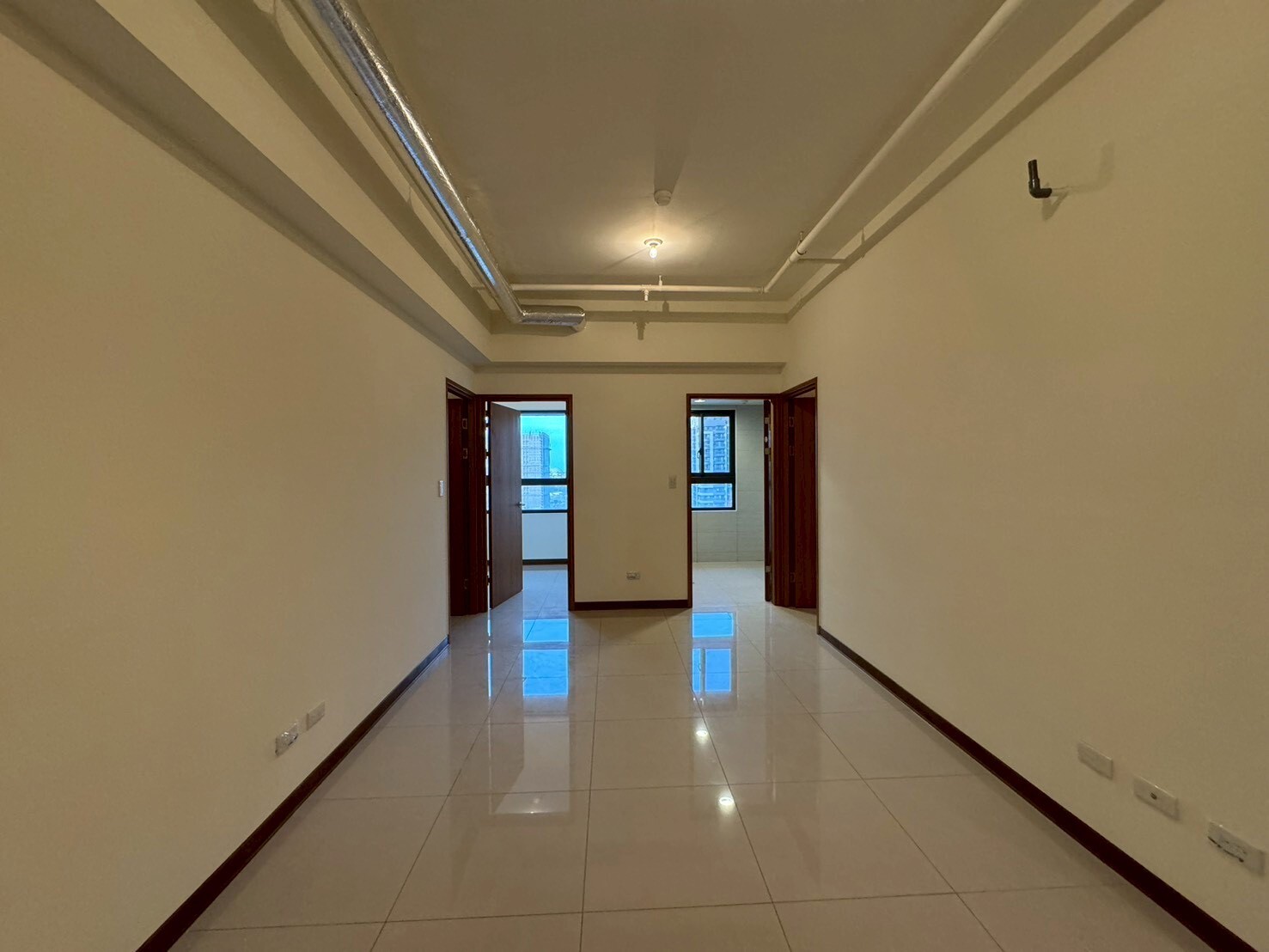 永義阿良嚴選✨海線指標遠雄幸福成賠售高樓層三房平車