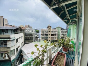 國雄中正待售房屋