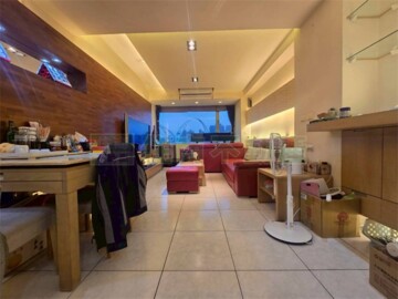 鳳凰花園待售房屋