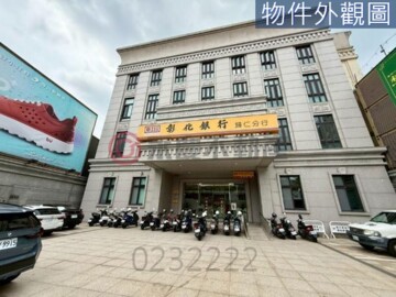 歸仁彰銀四樓整層百坪營業空間出租 - Image 1
