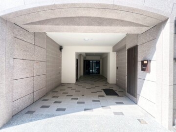 可寵整棟三房/可戶籍補助/門口有車位/台水電 - Image 1