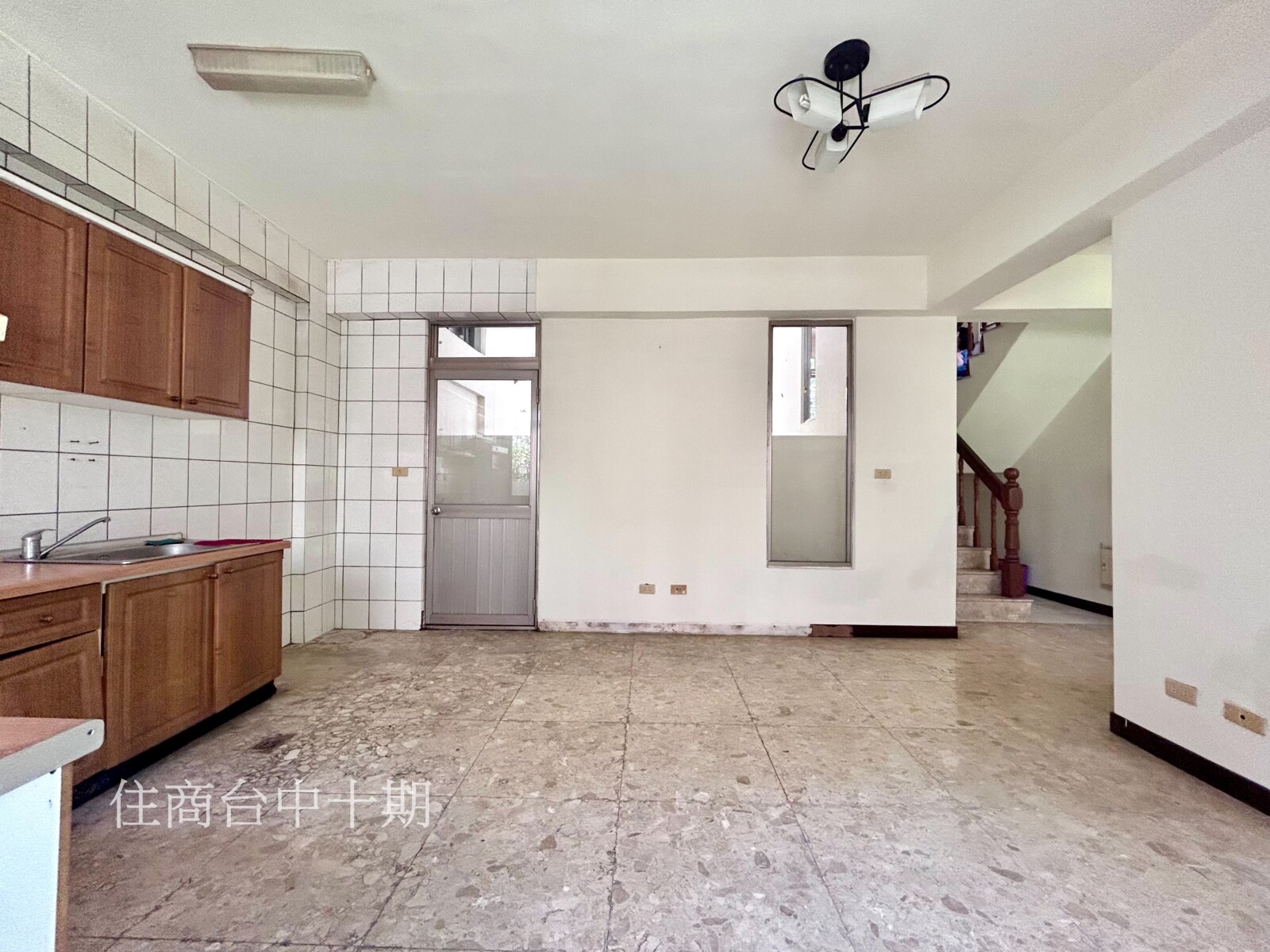 樂屋_台中市北屯區薇納市花園別墅待售房屋 台中市北屯區薇納市花園別墅待售房屋
