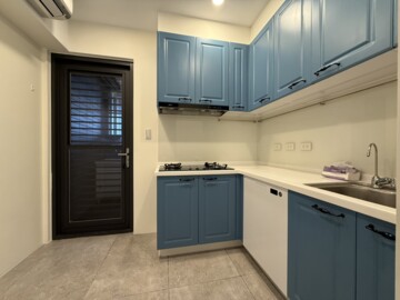 富春居待售房屋