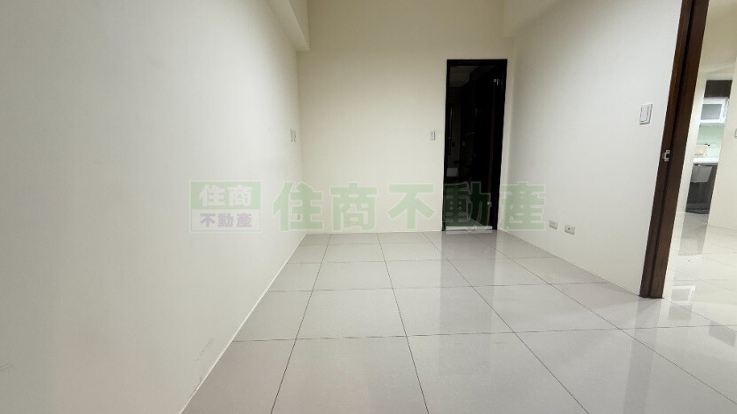樂屋_台南市南區麗晶央禾待售房屋 台南市南區麗晶央禾待售房屋