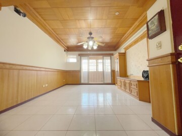 桂冠春天待售房屋