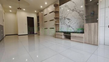 新潤峰采陽光區待售房屋