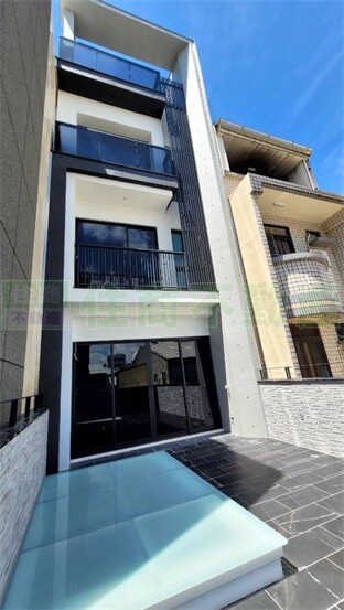 郡平商圈百坪電梯傳統豪墅