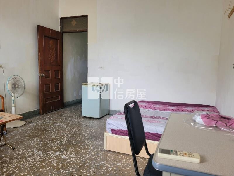 新市古早味雅房(三樓前)