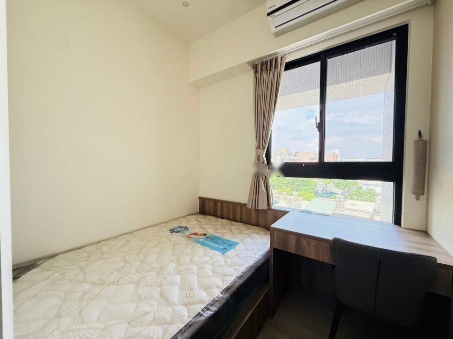 高雄市小港區永信博萃待售房屋