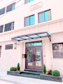 辰廷雷中街透天待售房屋