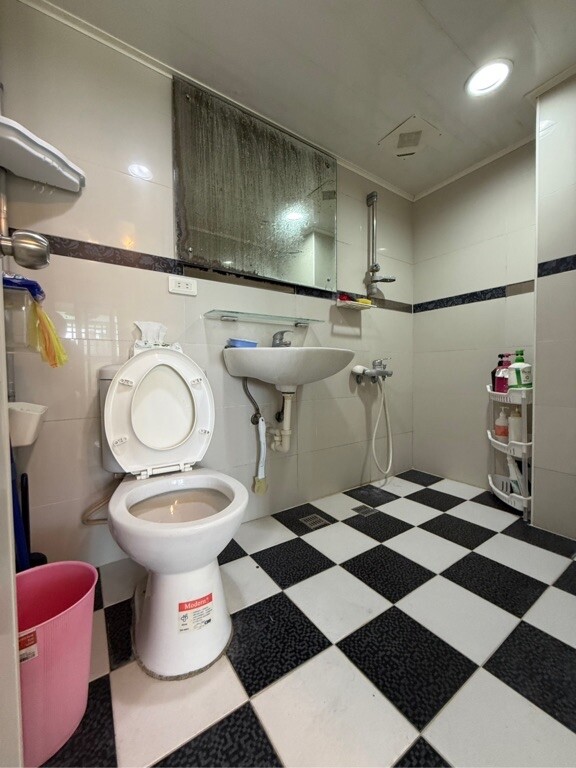 嘉義市西區巴黎大廈待售房屋