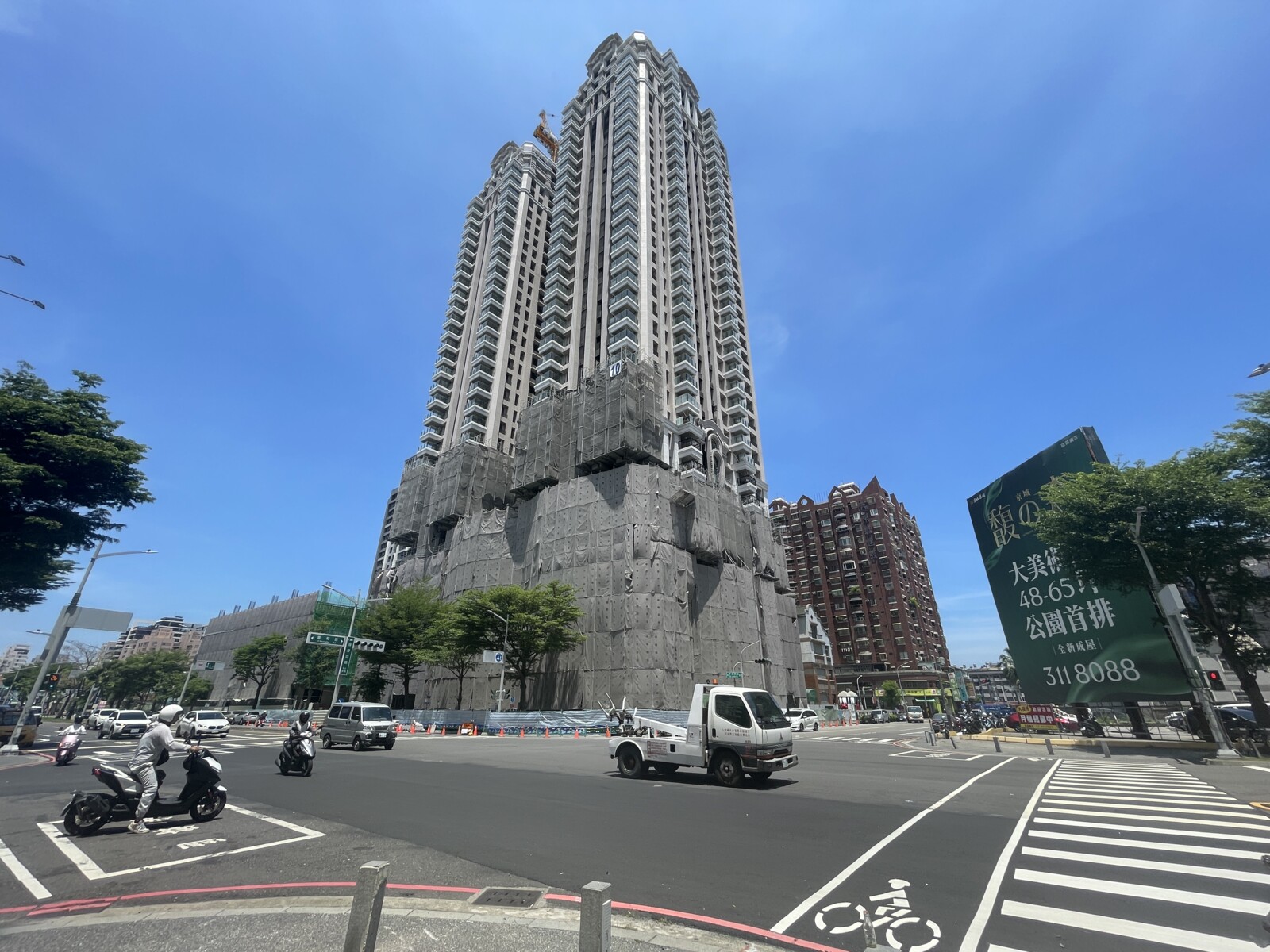樂屋_高雄市左營區興富發鉑愛悦待售房屋 高雄市左營區興富發鉑愛悦待售房屋