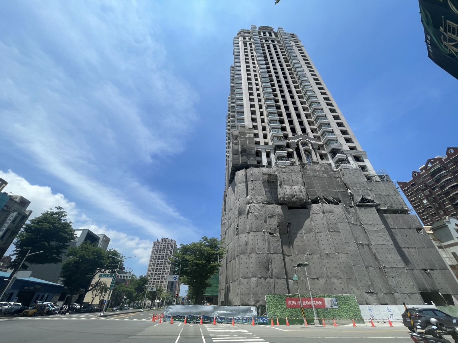 樂屋_高雄市左營區興富發鉑愛悦待售房屋 高雄市左營區興富發鉑愛悦待售房屋