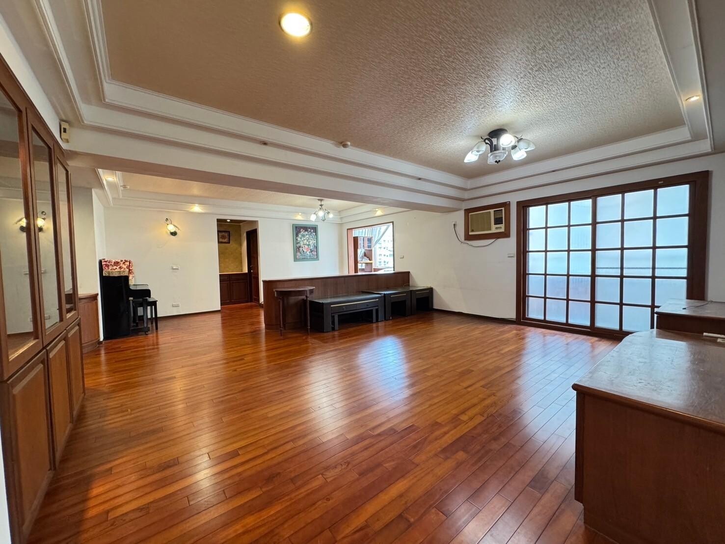樂屋_新北市永和區尚林苑待售房屋 新北市永和區尚林苑待售房屋