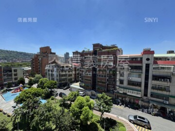 宏國德行東路透天待售房屋