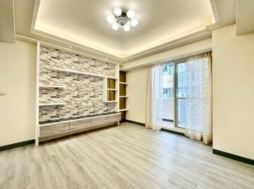 大里首都待售房屋