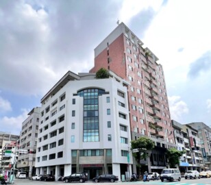 篤行路地中海B待售房屋