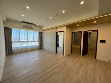 里峰里白待售房屋