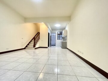 洺鍚好事多待售房屋