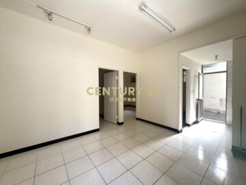 三峽大同路一樓住家店面辦公 - Image 1