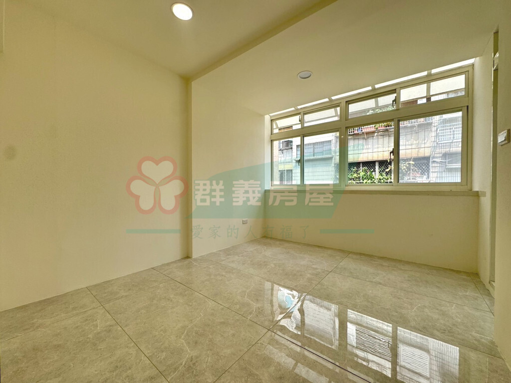 秀朗橋捷運小資成家好宅