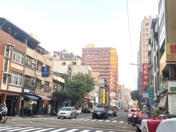 臻鑫大樓待售房屋