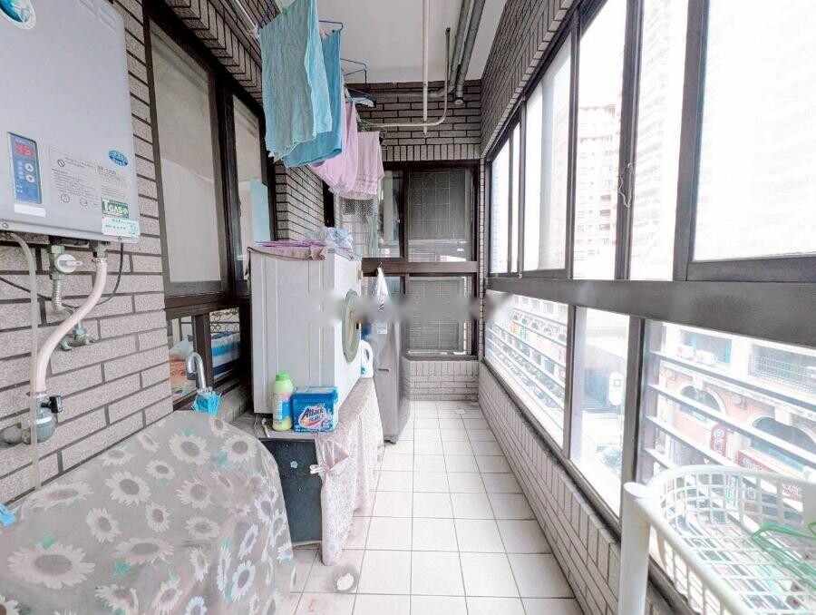 台中市南屯區太子龍待售房屋