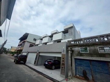 品森居待售房屋