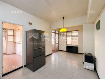 世界山莊待售房屋