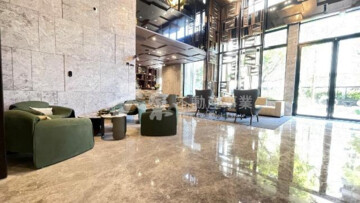 鳳山前鎮保泰一品全新三房平車傢俱電可談可租補 - Image 1