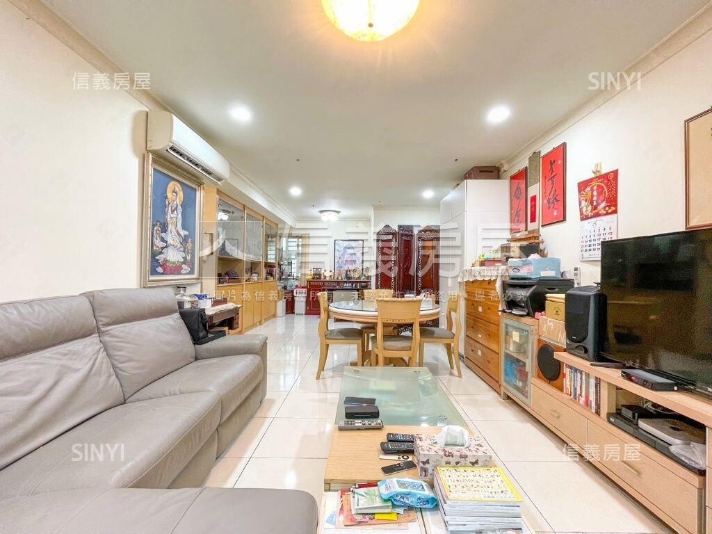 高雄市前鎮區鳳凰嘉鄰待售房屋