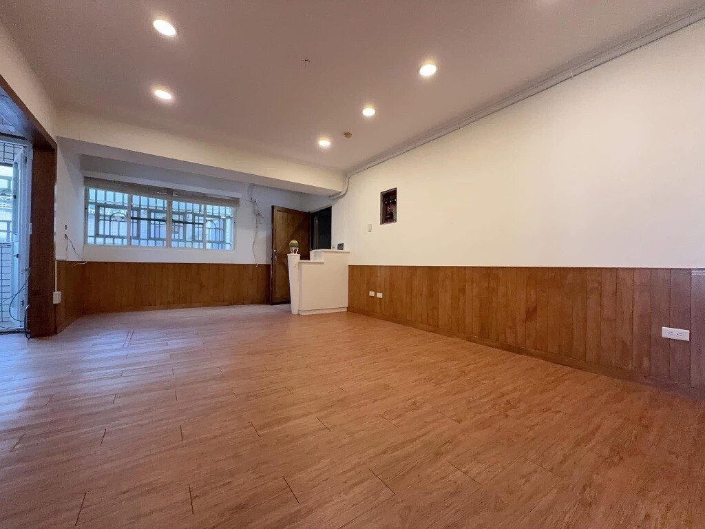 樂屋_嘉義市東區亞洲書香苑待售房屋 嘉義市東區亞洲書香苑待售房屋