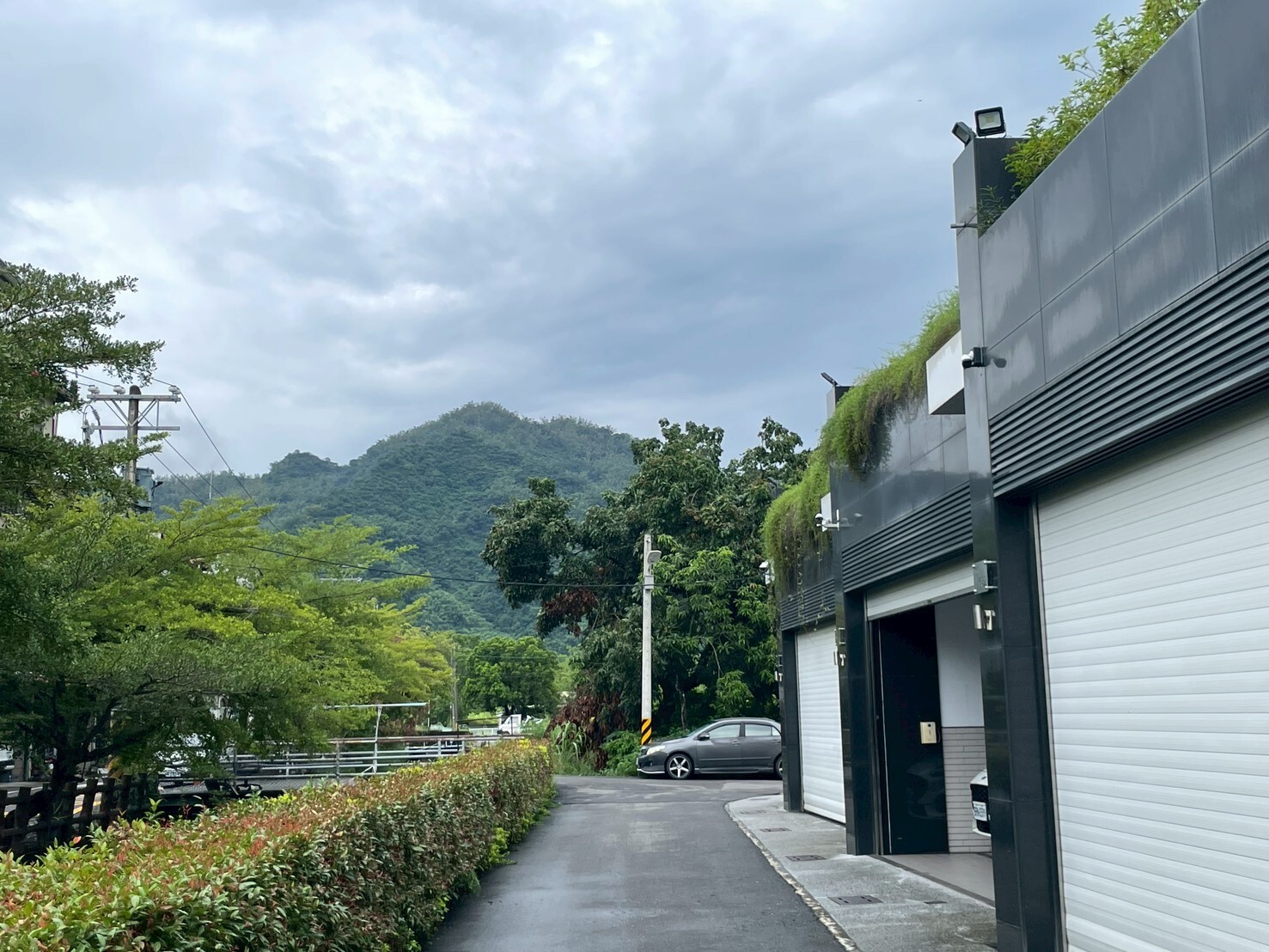 美濃75大地坪大面寬電梯車墅/雙併停車/10年屋