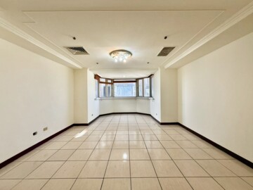 金碧輝煌待售房屋