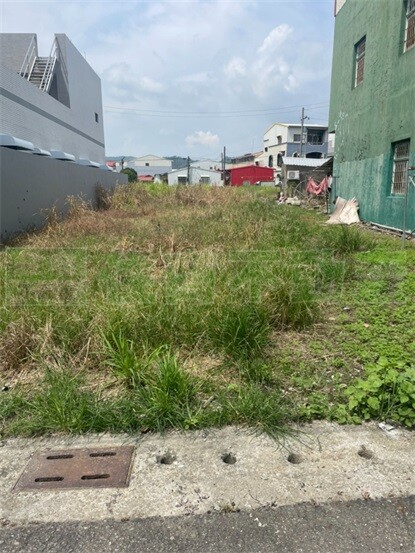 豪宅旁82坪建地