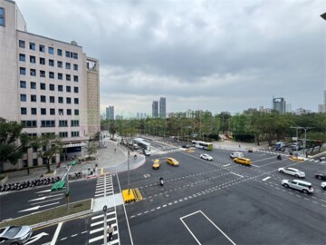 台大莎士比亞廣場待售房屋