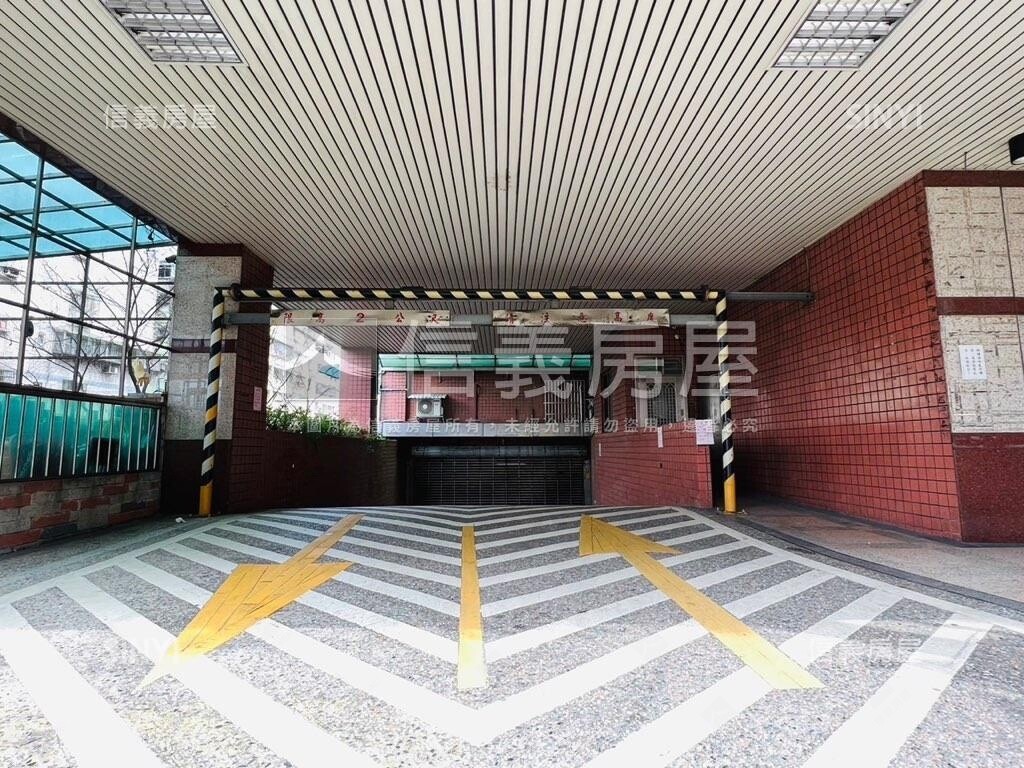 新北市新莊區新學友待售房屋