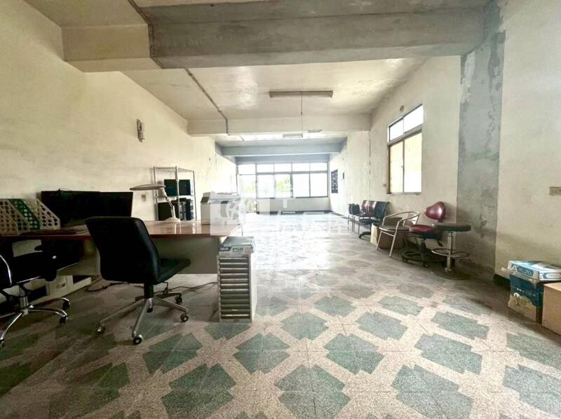 內壢華勛臨路10米合法大面寬農舍