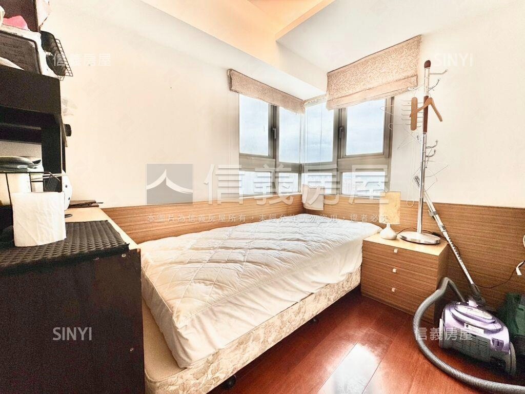 新北市新店區天闊待售房屋