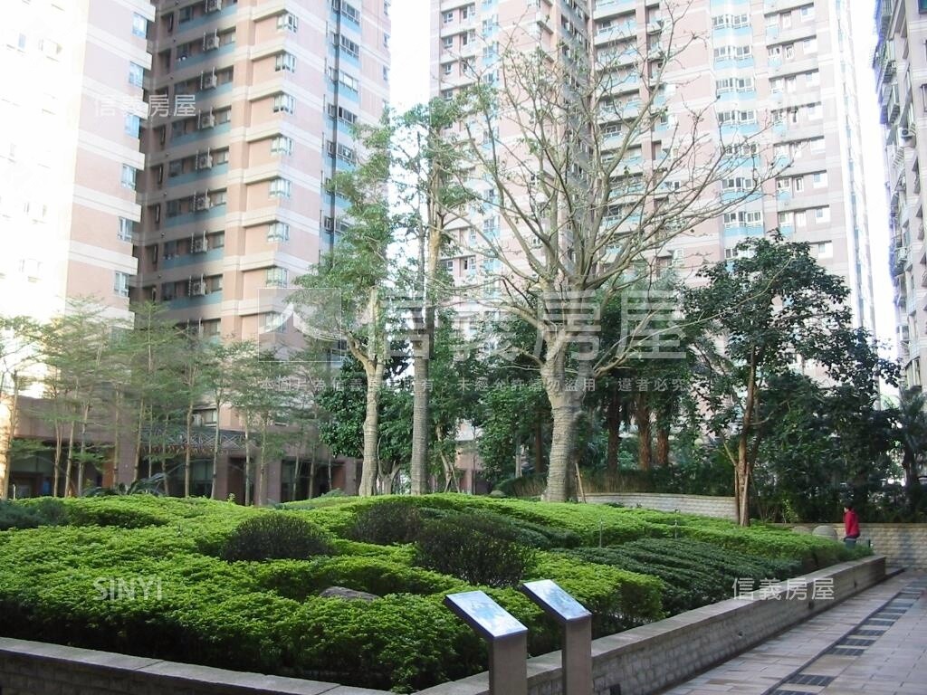 新北市新店區天闊待售房屋