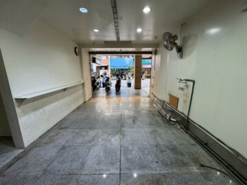 新竹市區武昌街好熱鬧店面 - Image 1