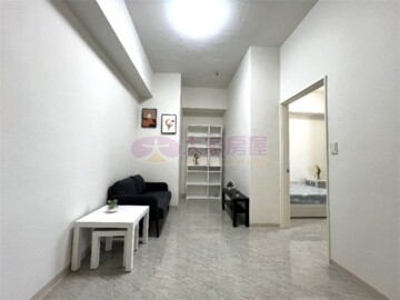 富達康公益街透天待售房屋