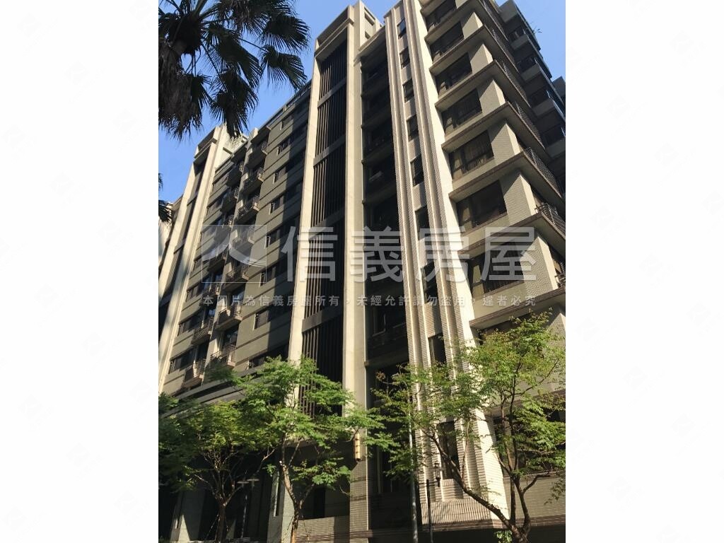 新北市淡水區荷雅時尚館待售房屋
