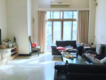 瓏山林公寓區待售房屋