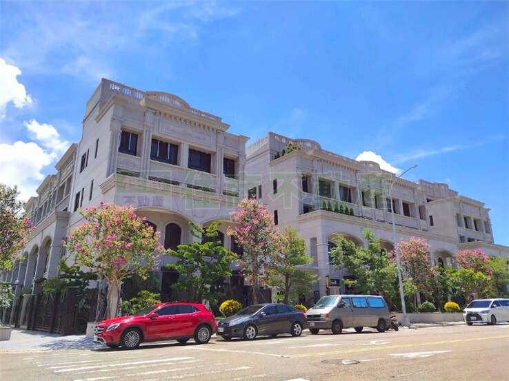 南屯永富電梯豪墅合併戶