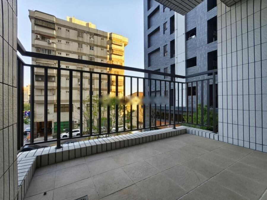 台中市梧棲區佳鋐新邑待售房屋